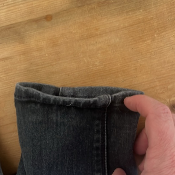 7 For All Mankind High Waist Ankle Skinny Jean. - Picture 6 of 6